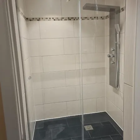 Haus Lowe Зенхайм